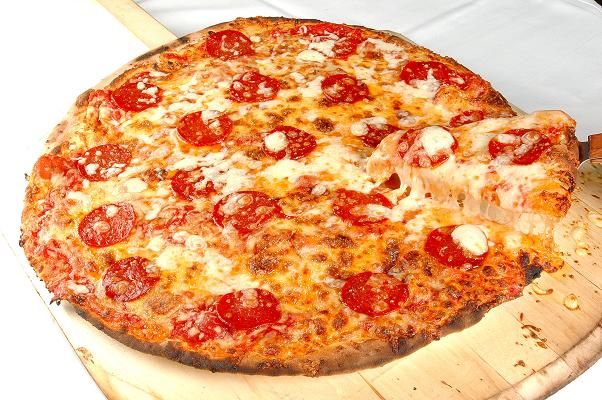 Un buen plato de pizza lo m&aacute;s t&iacute;pico de Roma