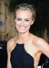 photo Taylor Schilling