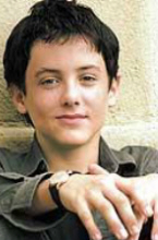 Anderson - Irm&atilde;o de Joice, aparece poucas vezes na primeira temporada, por enquanto