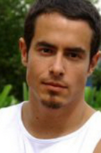 Rui - Ciumento de plant&atilde;o. Namorado de Denise em toda a primeira temporada e uma parte da segunda. Admite ser ciumento, e n&atilde;o suporta quando Denise fala de Hanson, ou de qualquer outro garoto.