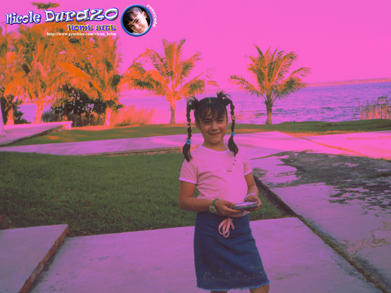 Wallpaper de Nicole Durazo.