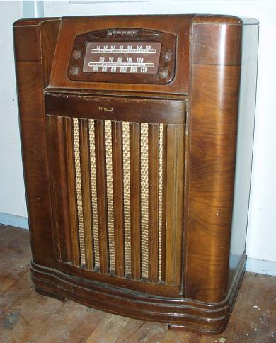 Philco Radio/Phonograph