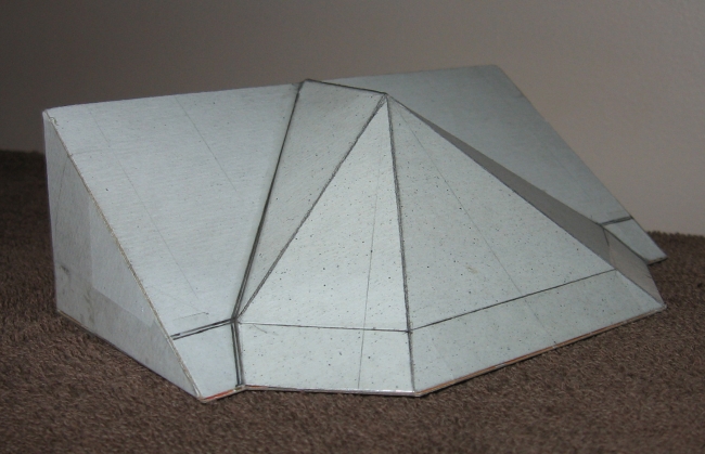 Irregular Bay Roof with Equal Overhangs and Dogleg Valley ... Polyhedral Model, Oblique View