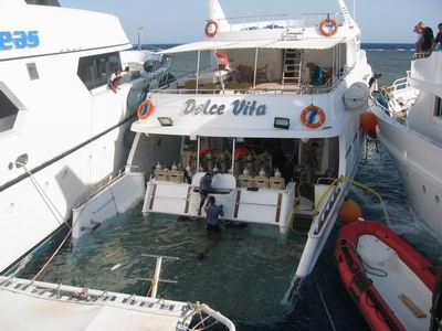 Dolce Vita, aufgelaufen auf das Riff Shaab Sharm