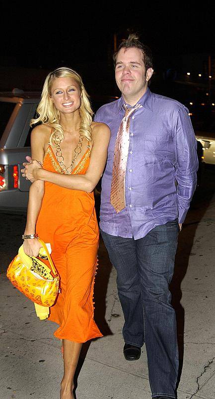 paris_hilton_sexy.jpg 60.3K