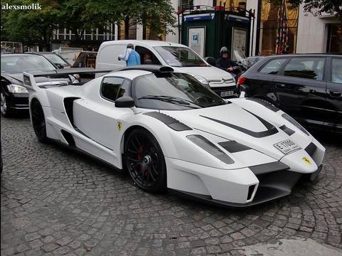  Ferrari Enzo