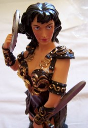 statue