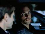 Mulder le pide a Krycek que lo lleve hasta el lugar donde escondi� la cinta