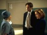 Mulder y Scully sospechan de la enfermera Waite