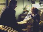 Mulder visita a Scully en el hospital