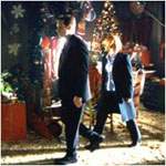 Mulder y Scully entran al Pueblito del Polo Norte de Pap� Noel