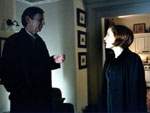 El Hombre C�ncer sorprende a Scully en su departamento