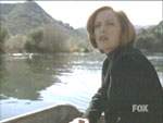 Scully espera a Cobra en el medio del lago