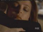 Scully le agradece a Doggett por toda su ayuda y lealtad durante el a�o