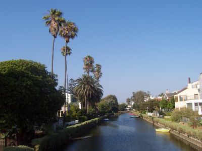 Se llama Venice porque tiene canales.