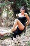 Amanda022005074.jpg (77231 bytes)