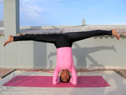 Vipidapada-padmasana