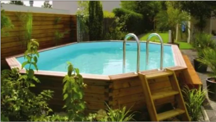 Piscina feita com pallets