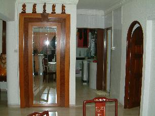 http://sg.geocities.com/yslc5830/1zp_328_10StoreWithMirror.JPG