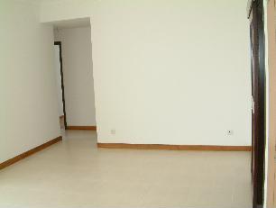 http://sg.geocities.com/yslc5830/1zp_casa_2hall_rm.JPG
