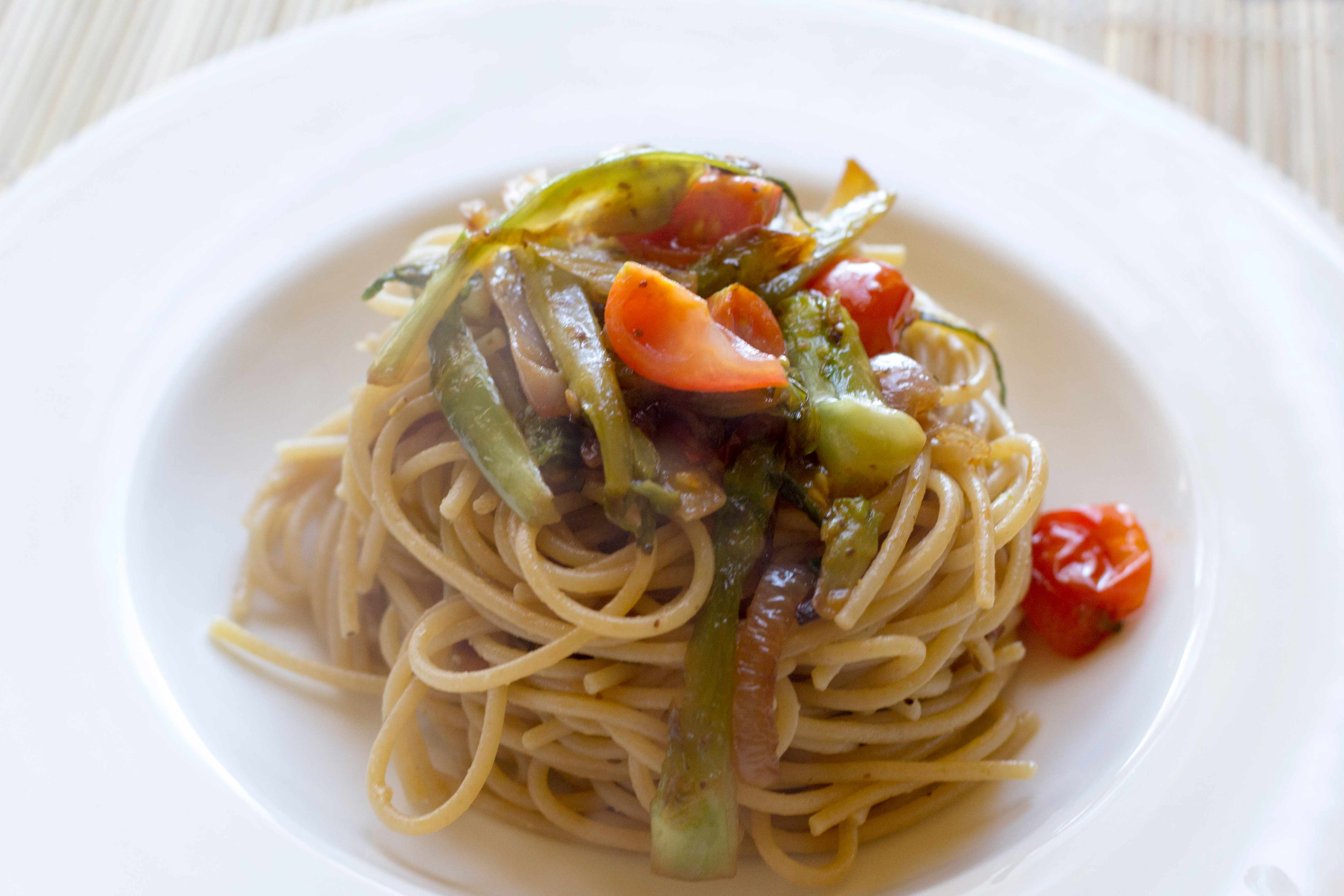 Spagetti with Cherry Tomato Sauce