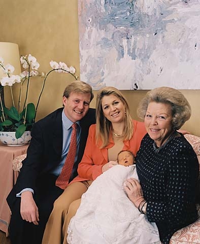 Diario Accion de General Rodriguez, politica, actualidad, noticias e informacion, personalidades e instituciones, policiales, galerias de fotos; historia de General Rodriguez, sus origenes, edificios, estancias, habitos y costumbres, anecdotas, comercios e industrias, los fundadores, antiguas instituciones, fotos e imagenes; suplementos especiales: la crisis politica, economica y social de la Argentina, los acontecimientos de Diciembre de 2001, articulos y entrevistas; Emigracion: toda la informacion destinada a aquellos que desean emigrar, radicarse o estudiar en el exterior, visas, pasaportes, consejos, guias, informacion util, links; Trueque: novedades e informacion, links, estructura del trueque; el casamiento de Maxima Zorreguieta y el principe Guillermo Alejandro de Holanda; Guerra de Afganistan: galeria de imagenes e informacion sobre la primera guerra del siglo XXI; la guerra de Irak, Bagdad, Georges W. Bush, Saddam Husseim, el atentado a las torres Gemelas de Nueva York, las twin towers, el 11-s, y descripcion del hecho que conmovio al mundo; los ultimos dias de Pompeya, Herculano; un argentino en el Titanic, galerias de fotos; Nefertiti, reina de Egipto; Luz Sosa de Godoy Cruz; el Graf Zeppelin, el Hindenburg y dirigibles; las islas Malvinas y la corte de Luis XV, Madame Du Barry, Pompadour, Luis XVI, Maria Antonieta, la Revolucion Francesa; Empleo: consultoras, clasificados, agencias de empleo, consejos e informacion util, curriculum vitae, como confeccionarlos, noticias de actualidad; Los numeros de la crisis: Las consecuencias de la crisis politica, economica y social; estadisticas, pobreza, desnutricion, salud y asistencia; noticias regionales y provinciales, columnas y editoriales; informacion para negocios: pymes, links, empresas y negocios; Agenda Cultural con toda la informacion de cursos, universidades, talleres, escuelas y oportunidades, exposiciones de arte de la region; buscadores en Internet, Enlaces: links a los mejores sitios de educacion, cultura, arte, biografias, politica, interes general, web, Links del Diario Accion: RMS Titanic, su historia, su tragico viaje inaugural; historias, testimonios, documentos y articulos sobre el naufragio; links y sitios sobre el tema; la pelicula de Cameron, fotos e imagenes; suplementos especiales, Historia Argentina y de General Rodriguez, la llegada de la democracia en General Rodriguez, la asuncion de Juan Lumbreras como intendente en 1983, galeria de imagenes, sus palabras y los actos, su gabinete, festejos de la comunidad. Fundacion del pueblo de General Rodriguez, sus instituciones y personalidades relevantes, arquitectura y edificios, comercios e industrias, sus comienzos, estancias, inmigraciones italianas, espa&ntilde;olas, vascas e irlandesas, anecdotas y efemerides, sus hombres ilustres, el Hospital Vicente Lopez y Planes, su fundacion por las Damas de Beneficencia, el hundimiento del crucero General Belgrano, testimonios de ex combatientes y tripulantes, su comandante Hector Elias Bonzo, fotos e imagenes, recuerdos y homenajes, historia de la familia Bonzo de General Rodriguez, entrevistas y articulos periodisticos. La guerra de Malvinas en el Atlantico Sur, el conflicto belico con Gran Breta&ntilde;a de 1982, politicos relevantes, Benjamin Paez y Trueba, fotos antiguas de familias fundadoras, galerias de imagenes de pobladores, recorrida virtual por el antiguo General Rodriguez, el paso de la Infanta en 1910, historia de La Serenisima, la familia Mastellone, La Choza, Bernardo de Irigoyen, peronismo y radicalismo y muchisimo mas