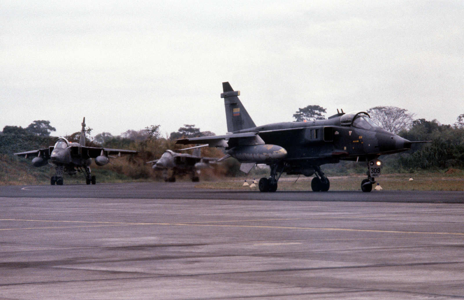 httpswwwgeocitieswsaeronavesfaeaeecenepaimagenesfae-jaguar-09jpg