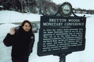 Here's the other side of the Mount Washington Hotel sign.