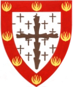 wapen van All Saints-parogie, met n kruis en kruisies van rowwe hout, geblasoeneer as bruntre