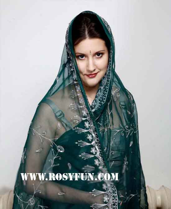 housewife call girls in Pune