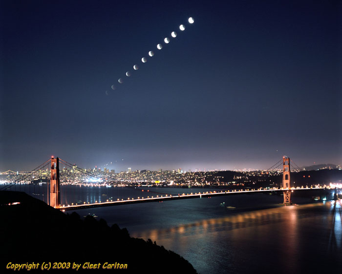 Lunar eclipse over San Francisco Golden Gate - (c) 2003 Cleet Carlton - Click for emailing Cleet