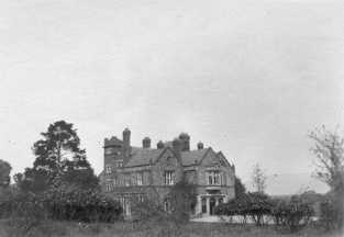 Den04_050.jpg (13897 bytes)