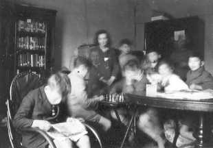 Den31_050.jpg (16792 bytes)