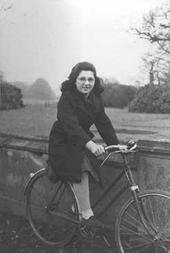 Edm02_050.jpg (26191 bytes)