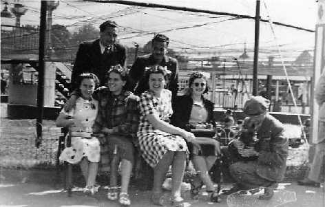 Van_Marg01.jpg (23225 bytes)