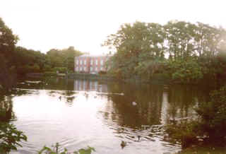 dunham_massey_4.jpg (45392 bytes)