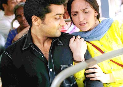 Surya and Esha Deol in Mani Ratnam's "Aayitha Ezhuthu".