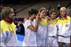 fedcup20001123.jpg (10062 bytes)