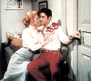 Elvis (Deke) gets a surprise visit backstage from fan Jana Lund in Loving You