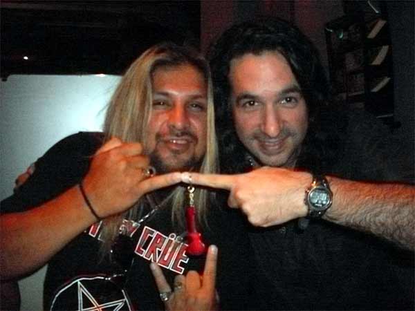 EXPOSED: VINCE NEIL & MÖTLEY CRÜE TRIBUTE BAND FROM ARGENTINA