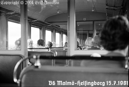 bild av inredningen i lokaltågsvagn B6 Malmö-Helsingborg 15.7.1981 på Malmö C
