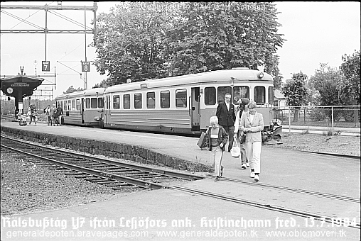bild av r&auml;lsbuss Y7 ifr&aring;n Lesj&ouml;fors i Kristinehamn fredagen den trettonde juli 1984