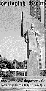bild av Vladimir Iljitj Lenins staty p&aring; Leninplatz i Berlin den 22 augusti &aring;r 1991