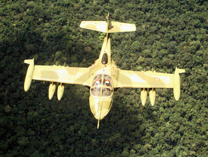 avion cazabombardero ligero Cessna A-37B Dragonfly subs�nico