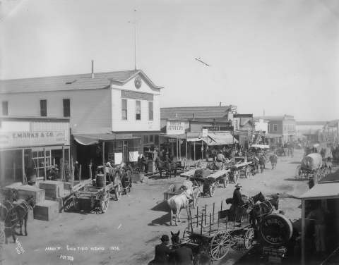 To see more Main Street photos click photo