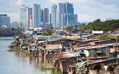 [Blick auf Manila am Meer]