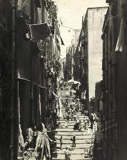 [Die Treppen von Santa Lucia in Neapel]