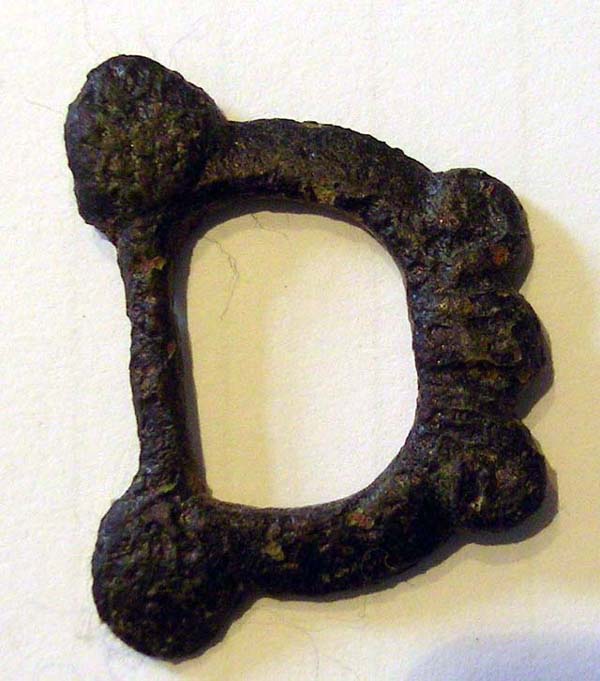 buckle2a.jpg