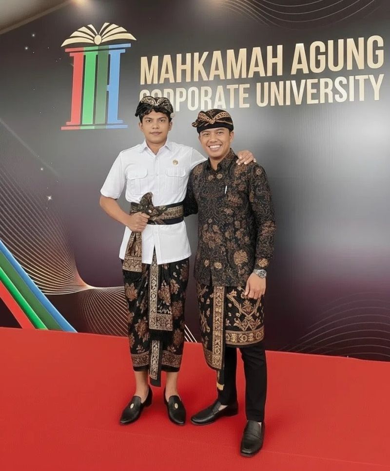 I GUSTI NYOMAN HARIS PRADANA, MUHAMAD ABDUL HARIS,I GUSTI HARIS PRADANA