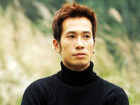 Two Degrees: Moses Chan (Ho)